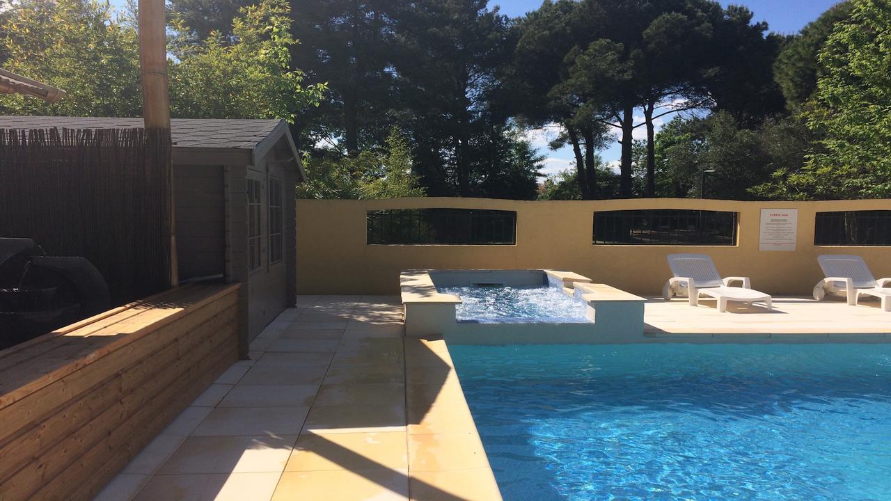 Residence Les Caraibes Serignan Luaran gambar